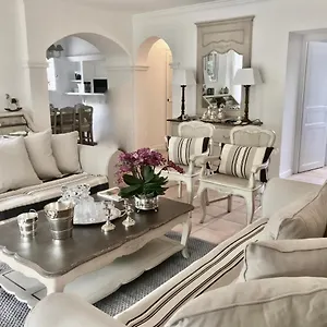  Lodge De