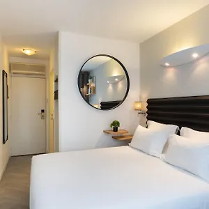 Hotel Chromatics & Restaurant Hill Club By Happyculture Lione